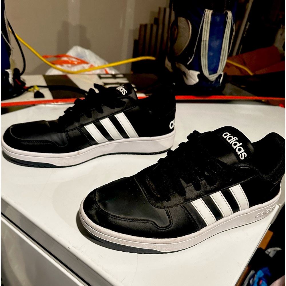 Men’s Adidas shoes 11